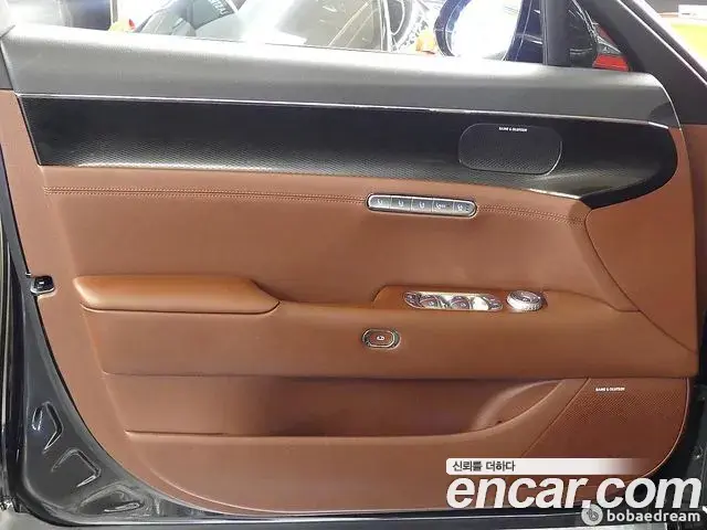 Genesis G90 2024 — Photo 18/20