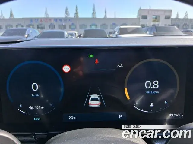Hyundai Grandeur Hybrid 2023 — ფოტო 18/20