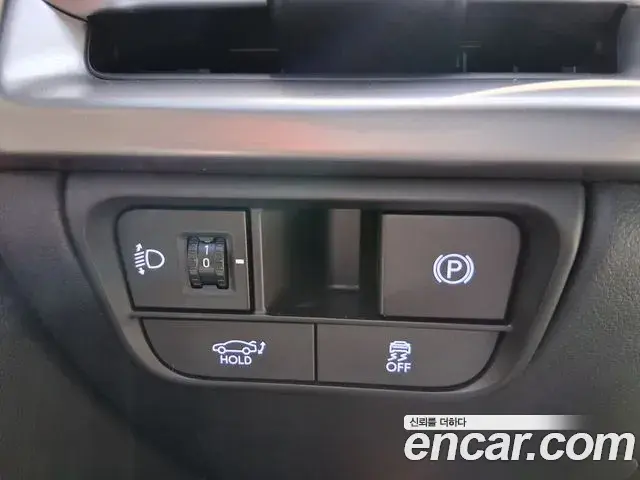 Hyundai Grandeur Hybrid 2023 — ფოტო 15/20