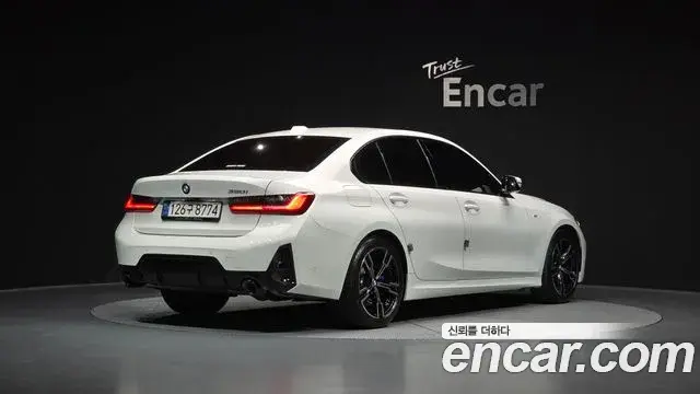 BMW 3 Series 2022 — ფოტო 3/34
