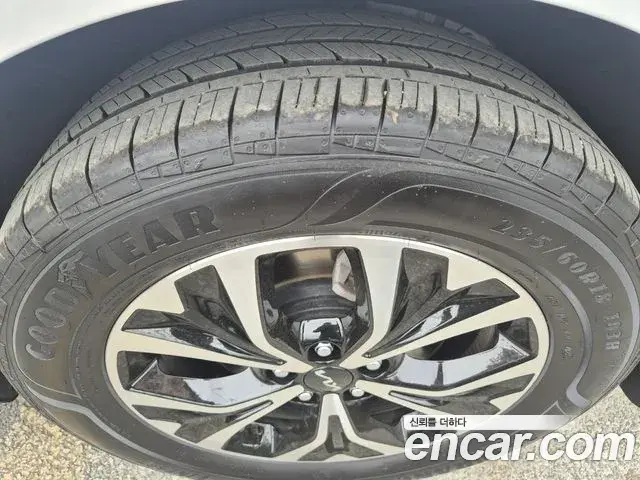 Kia Carnival 2022 — Фото 18/18