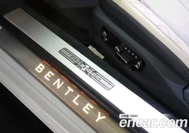 Bentley Continental GT 2018 — ფოტო 16/18