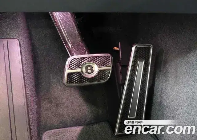 Bentley Continental GT 2018 — ფოტო 7/18