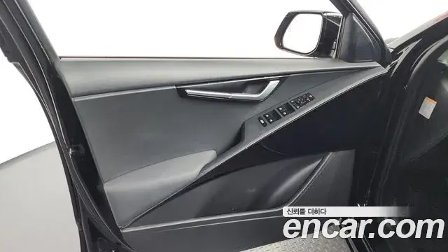 Kia Niro 2022 — Şəkil 16/33