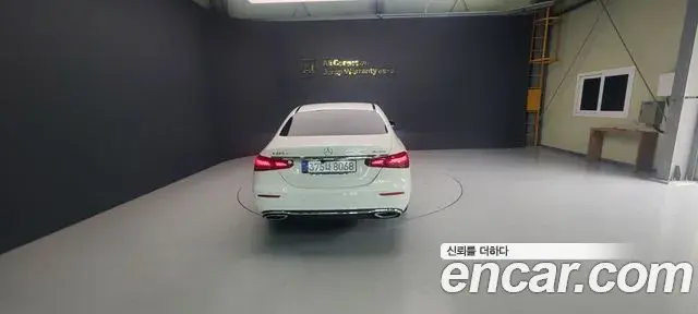 Mercedes-Benz E-Class 2021 — Şəkil 12/20