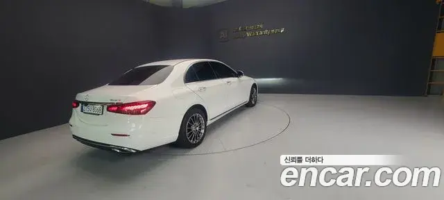 Mercedes-Benz E-Class 2021 — Şəkil 1/20