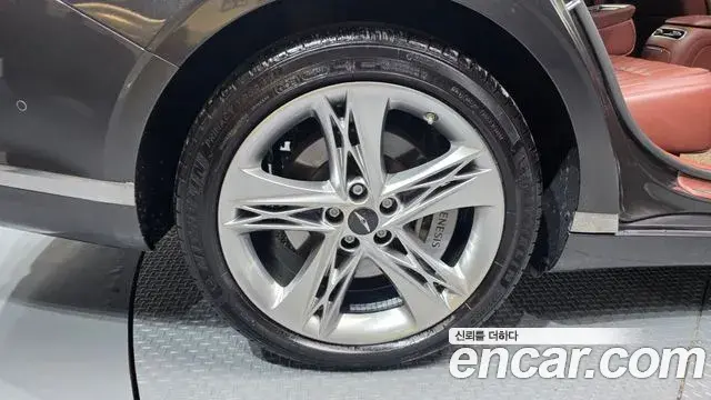 Genesis G90 2022 — ფოტო 20/20