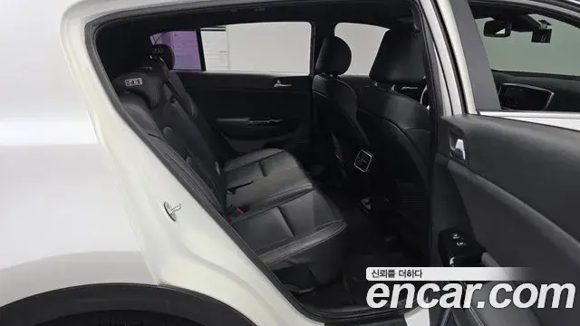 Kia Sportage The Bold 2019 — Фото 11/20