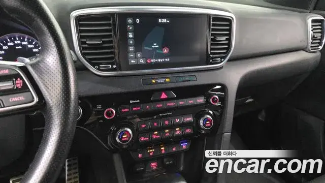 Kia Sportage The Bold 2019 — Фото 15/20