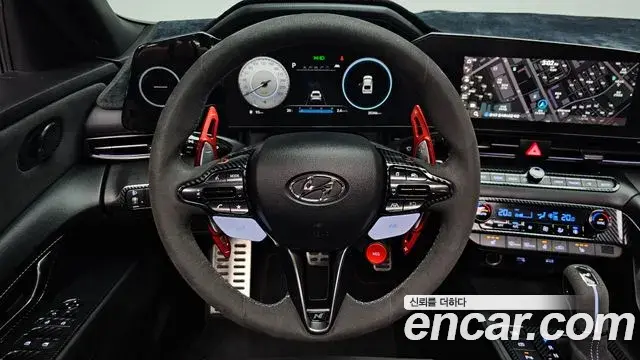 Hyundai The New Avante Hybrid 2022 — Photo 19/32