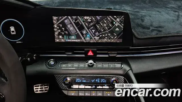 Hyundai The New Avante Hybrid 2022 — Photo 8/32