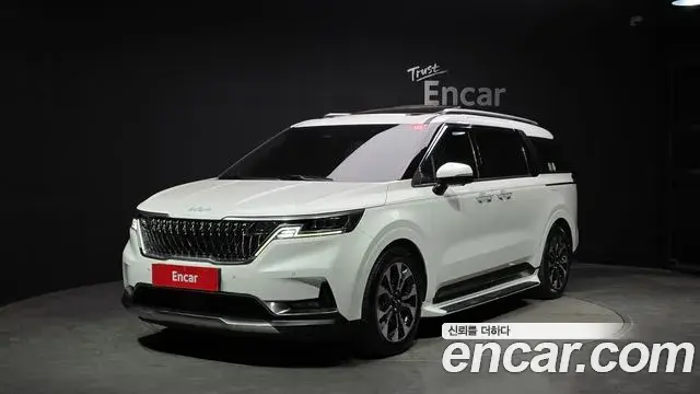 Kia Carnival 2022 — Şəkil 24/33
