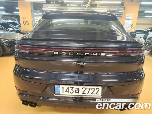 Porsche Cayenne 2025 — Photo 9/20