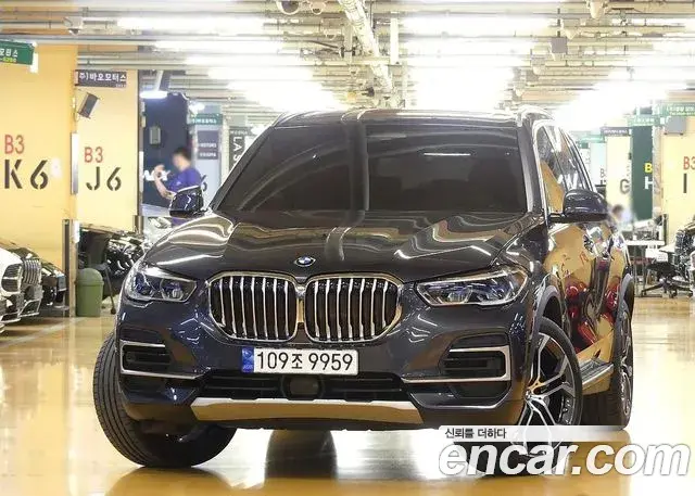 BMW X5 2022 — Фото 2/20