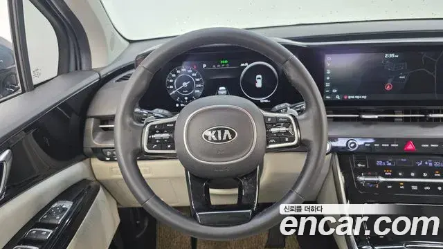 Kia Carnival 2021 — Şəkil 23/30