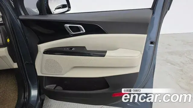 Kia Carnival 2021 — Şəkil 30/30