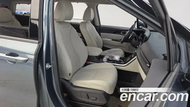 Kia Carnival 2021 — Şəkil 3/30