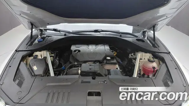 Genesis GV70 2023 — Photo 9/32