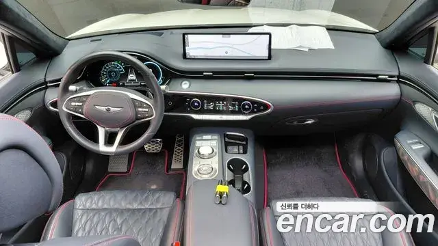 Genesis GV70 2023 — Photo 11/32