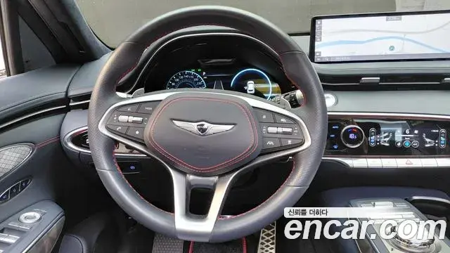 Genesis GV70 2023 — Photo 15/32