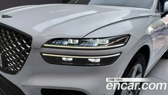 Genesis GV70 2023 — Photo 32/32