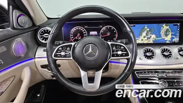 Mercedes-Benz E-Class 2018 — ფოტო 12/20