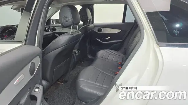 Mercedes-Benz GLC-Class 2018 — Фото 11/20