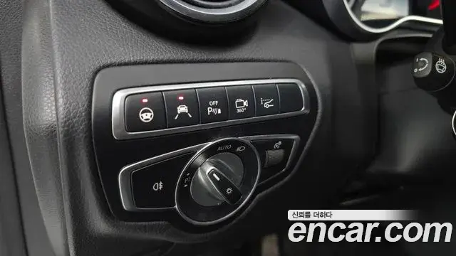 Mercedes-Benz GLC-Class 2018 — Фото 18/20