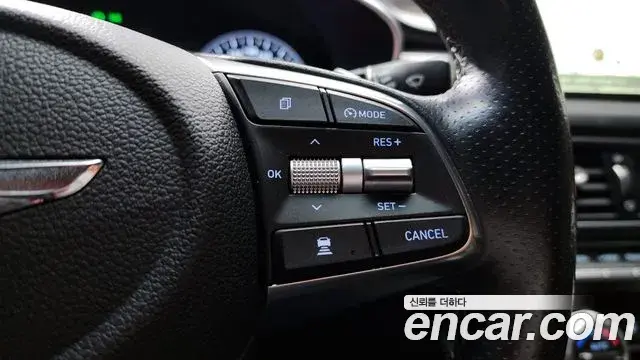 Genesis G70 2018 — Photo 12/20