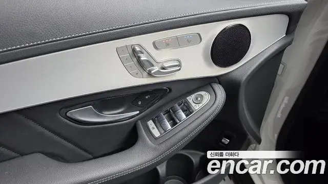 Mercedes-Benz GLC-Class 2021 — Фото 18/20