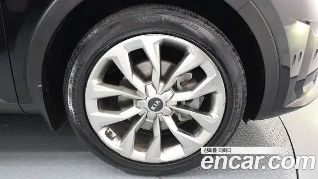 Kia Sorento 2020 — ფოტო 26/35