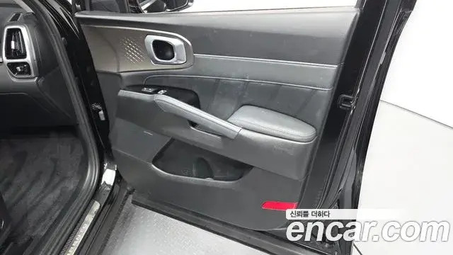 Kia Sorento 2020 — ფოტო 20/35