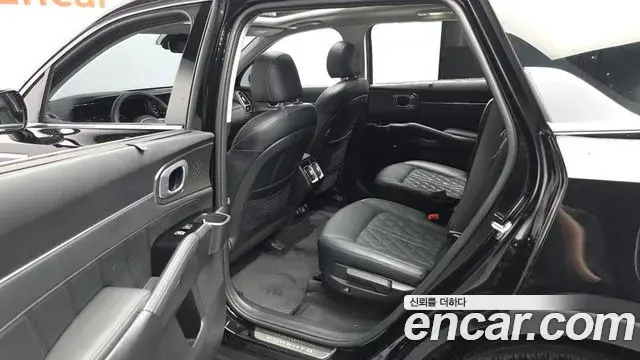 Kia Sorento 2020 — ფოტო 27/35