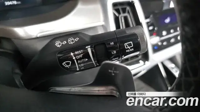 Kia Sorento 2020 — ფოტო 19/35