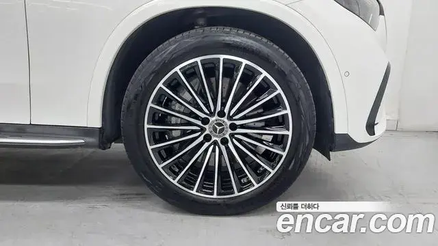 Mercedes-Benz GLC-Class 2024 — ფოტო 13/20