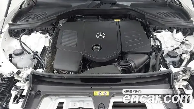 Mercedes-Benz GLC-Class 2024 — ფოტო 18/20