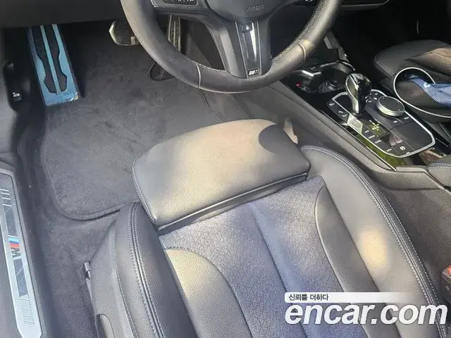 BMW 1 Series 2024 — ფოტო 9/18