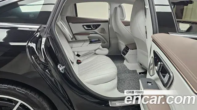 Mercedes-Benz EQS 2022 — ფოტო 32/32