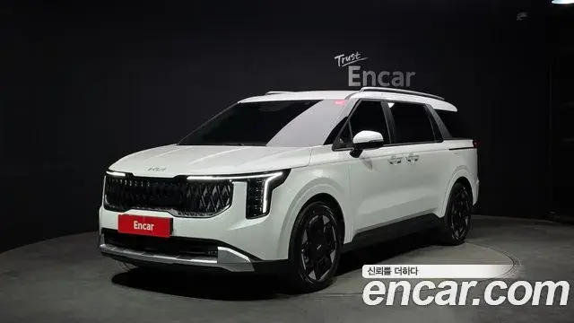 Kia Carnival 2025 — Фото 1/20