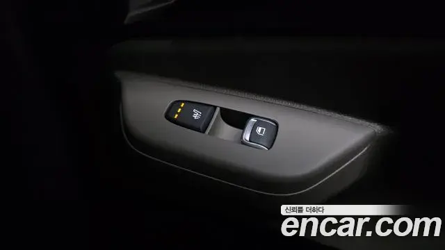 Kia Carnival 2025 — Фото 19/20