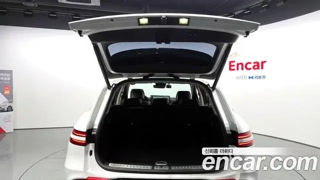 Genesis GV70 2023 — Şəkil 23/38