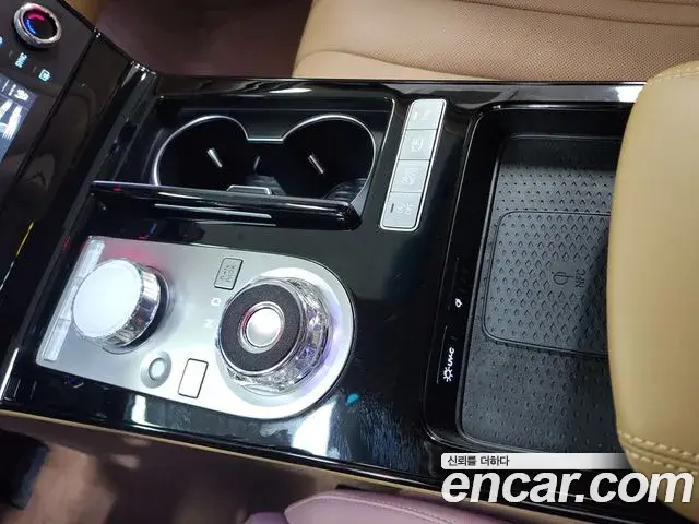 Genesis G80 2024 — Photo 16/20