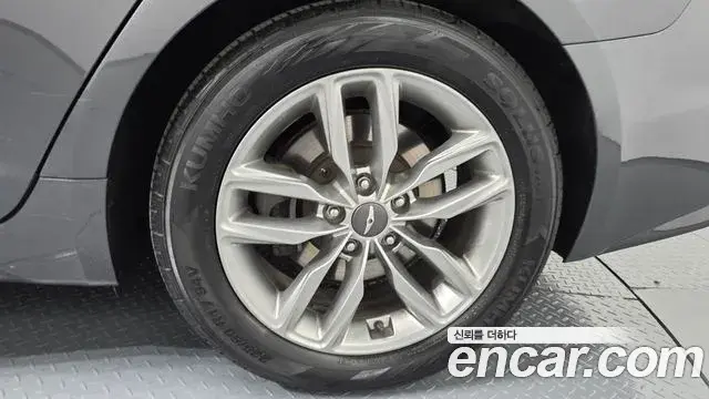 Genesis G70 2018 — Şəkil 26/32