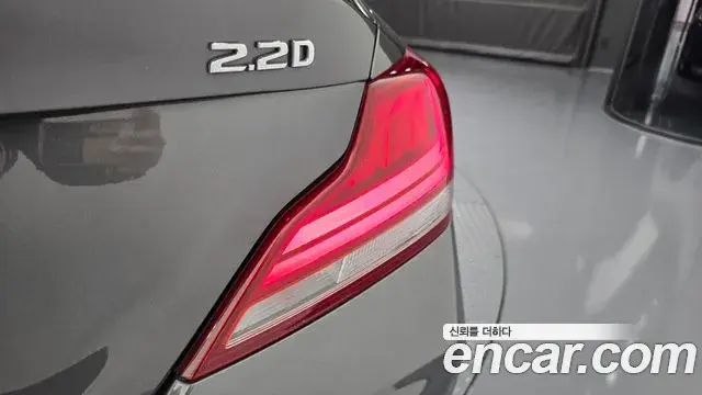Genesis G70 2018 — Şəkil 28/32