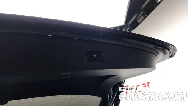 Volkswagen Tiguan 2019 — ფოტო 31/34