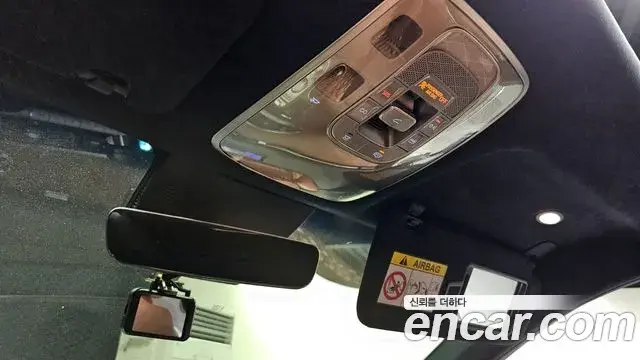 Genesis GV70 2021 — Şəkil 13/38