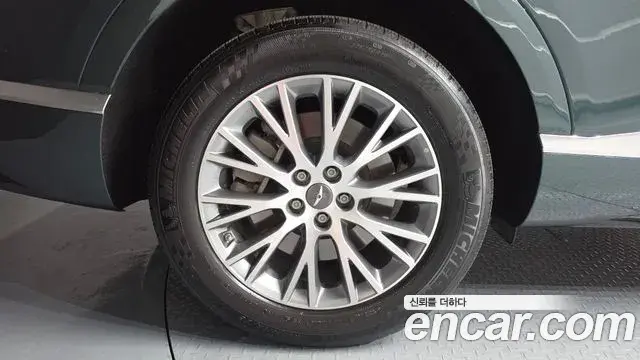 Genesis GV80 2021 — ფოტო 12/34