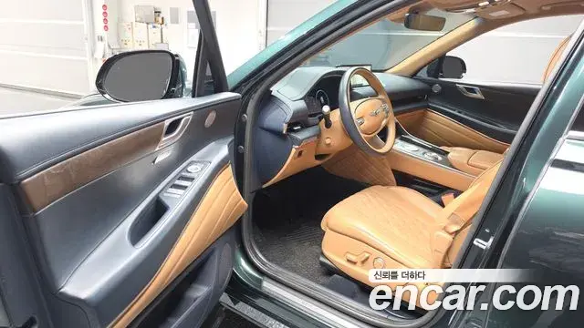 Genesis GV80 2021 — ფოტო 18/34