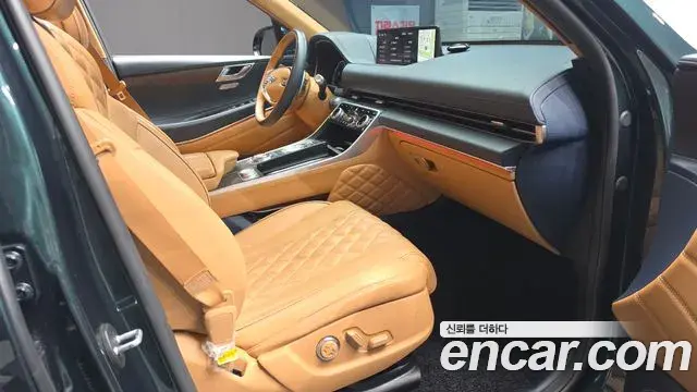 Genesis GV80 2021 — ფოტო 24/34