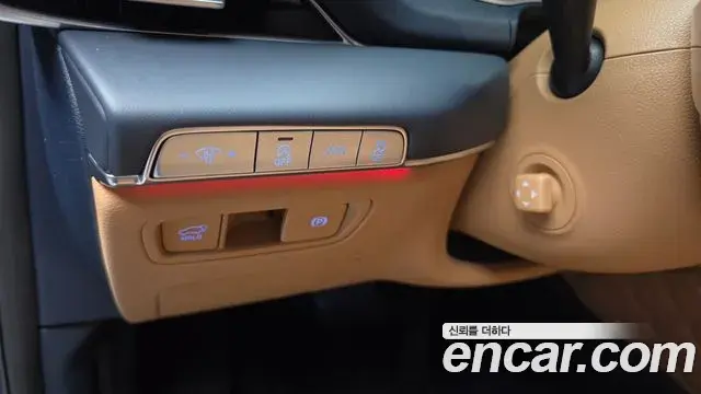 Genesis GV80 2021 — ფოტო 19/34